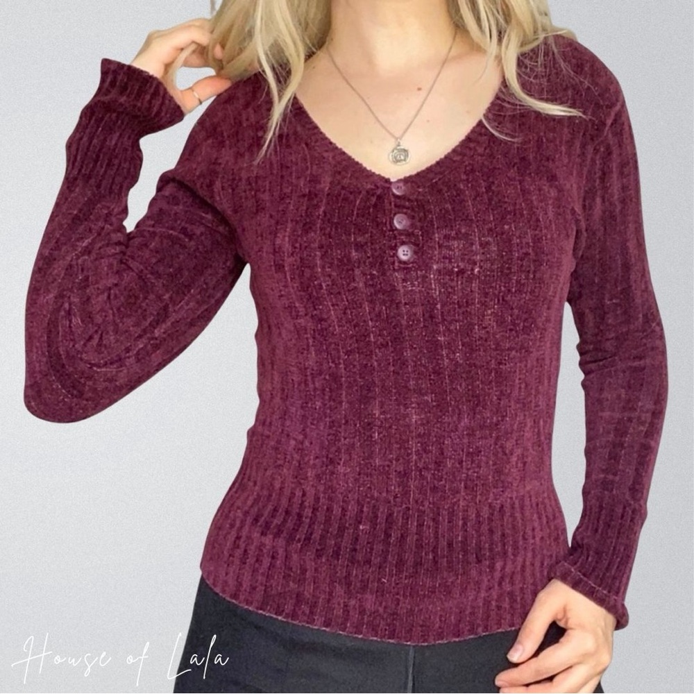 Soft Chenille burgundy Y2k fitted v neck long sleeve henley sweater